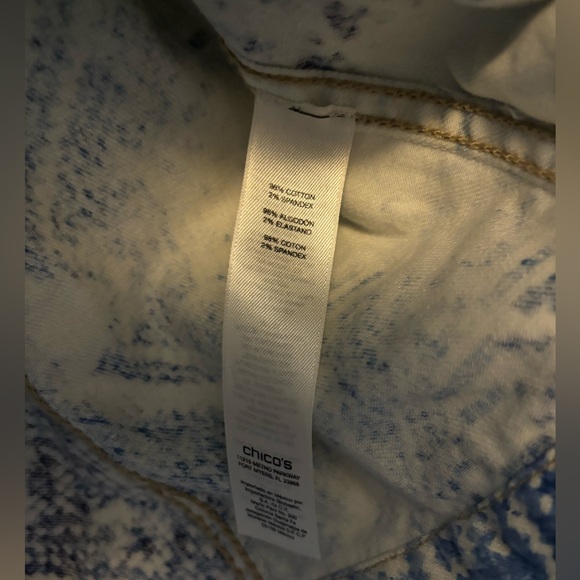 Chicos cropped denim jacket artisan beaded design - Picture 6 of 10